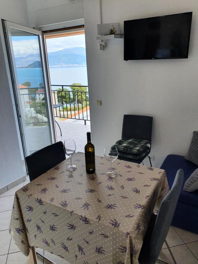 Apartments Jelica Слатине Экстерьер фото